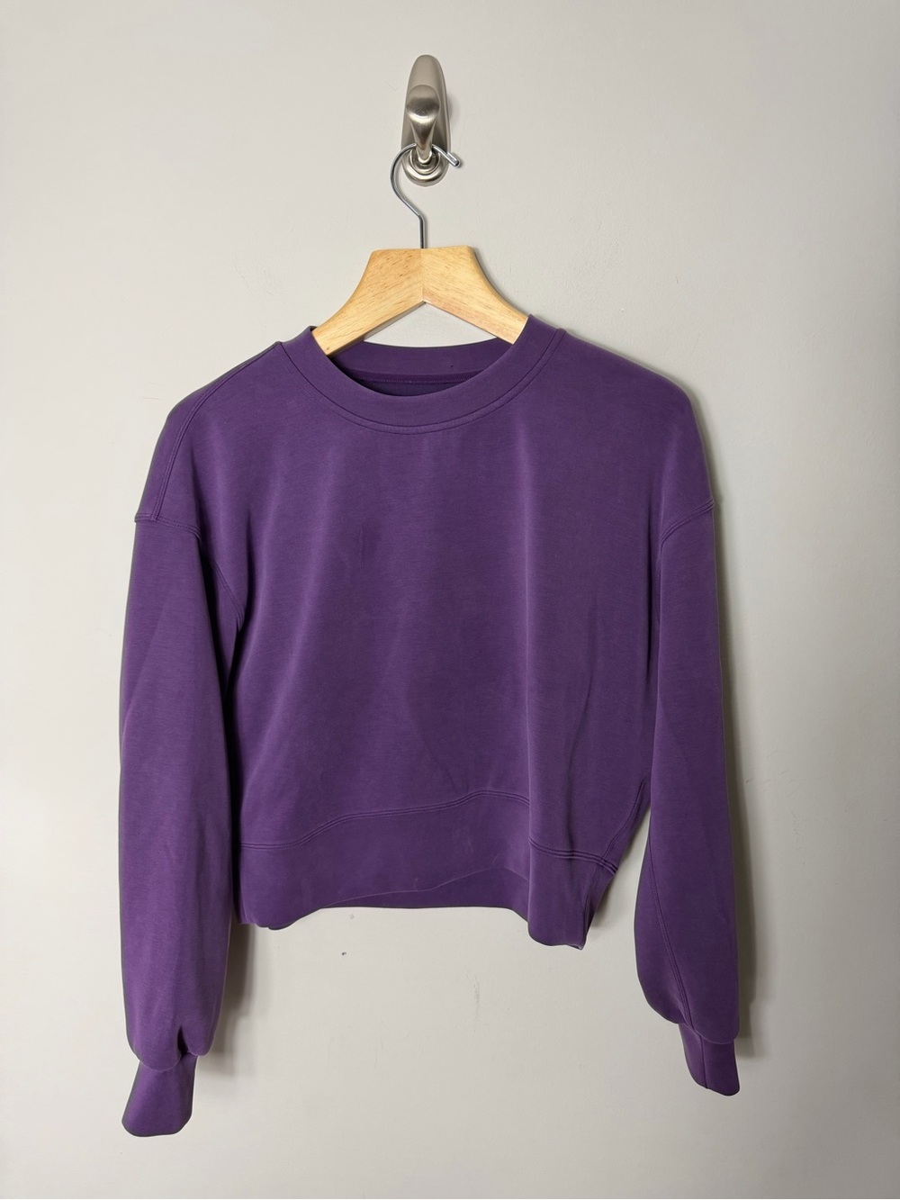 Lululemon Women’s Softstreme Perfectly Oversized Crewneck Sweatshirt Purple *t - Picture 4 of 11